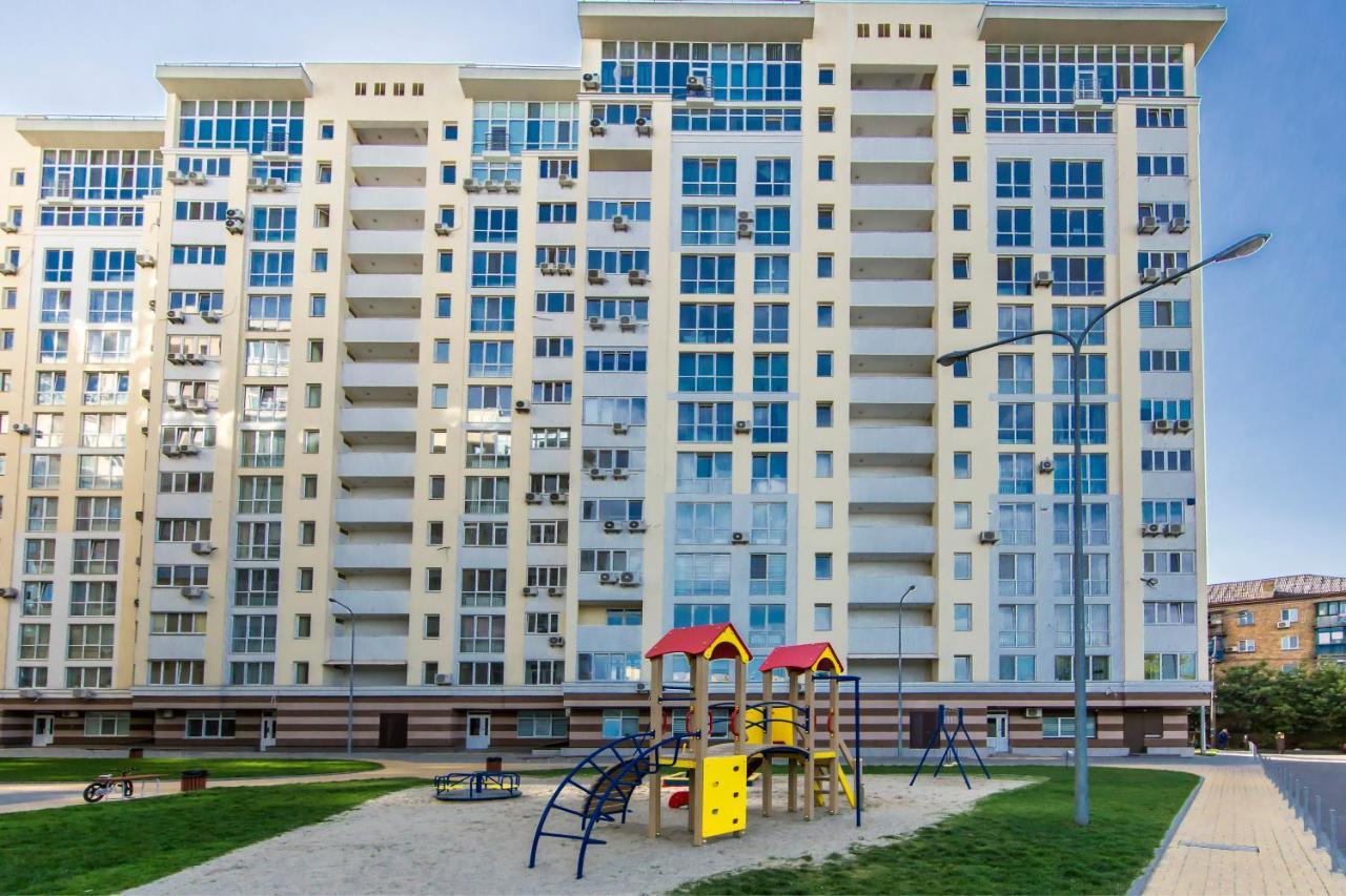 Стильна Квартира В Сучасному Комплексі Метро Нивки Kiev Exterior foto