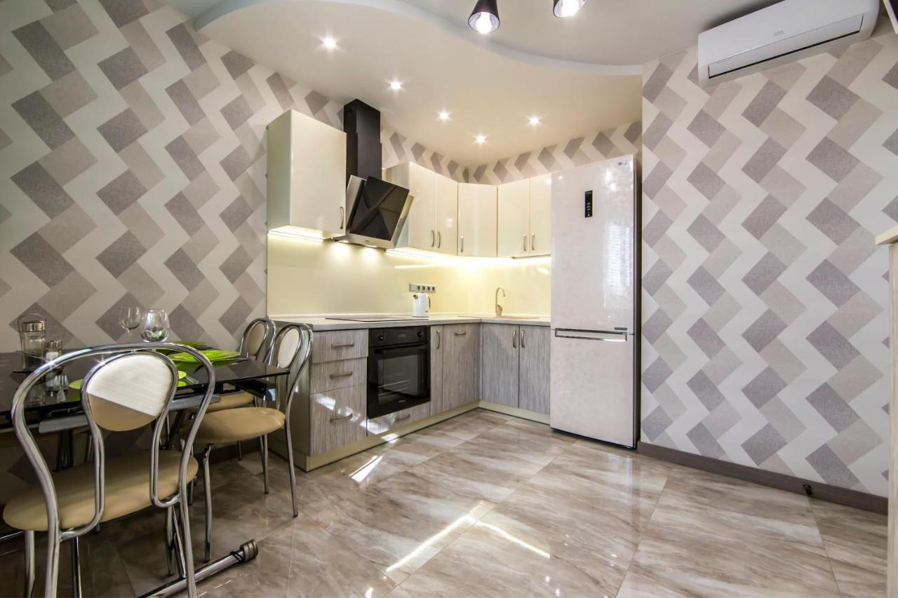Стильна Квартира В Сучасному Комплексі Метро Нивки Kiev Exterior foto